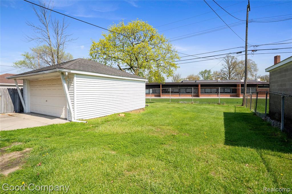 19915 Shady Lane Avenue, Saint Clair Shores, MI 48080 — Photo 20