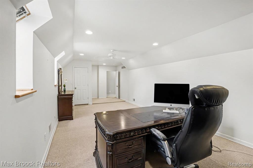 9843 Oak Valley Drive, Clarkston, MI 48348 — Photo 24