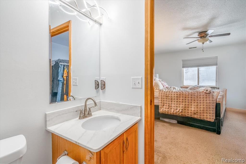 9714 Sawgrass Court, Belleville, MI 48111 — Photo 22