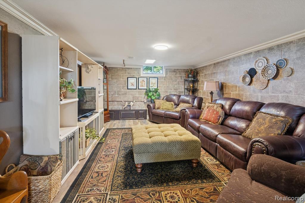 16303 Almont Road, Allenton, MI 48002 — Photo 25