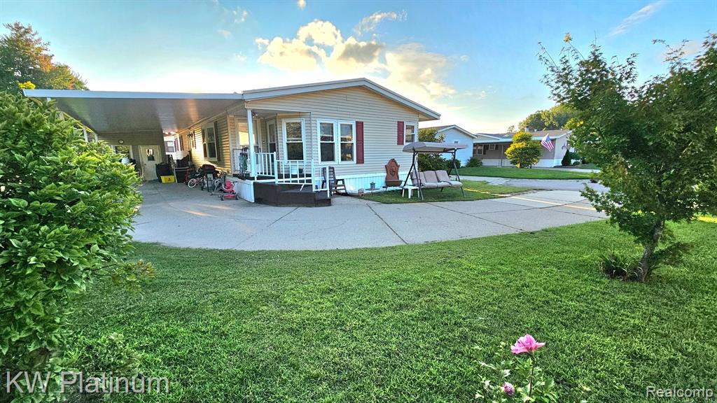 49107 CRANBERRY, Shelby, MI 48315 — Photo 4