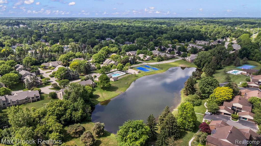 4159 Foxpointe Drive, West Bloomfield, MI 48323 — Photo 50