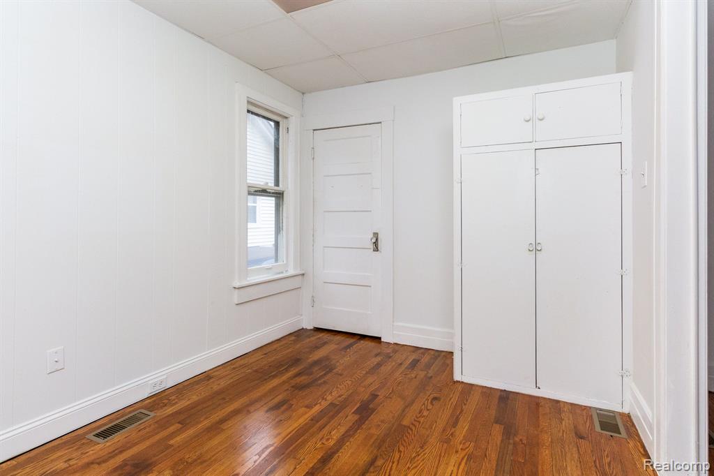 8175 CENTRAL, Center Line, MI 48015 — Photo 15