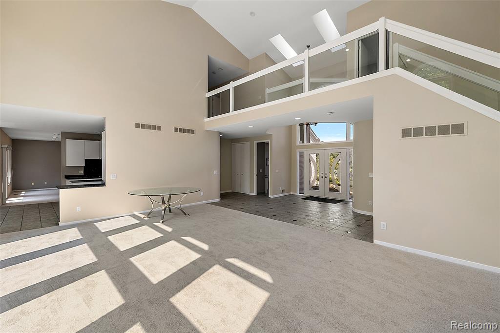 6358 Golden Lane, West Bloomfield, MI — Photo 50