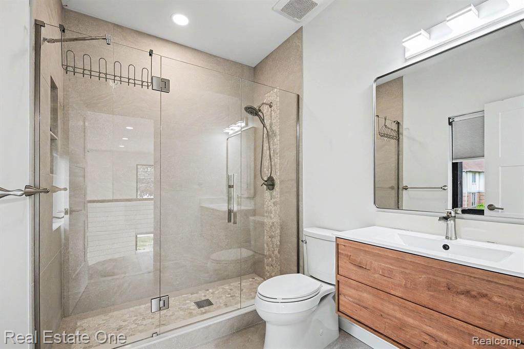 6480 John R Road, Troy, MI 48085 — Photo 23