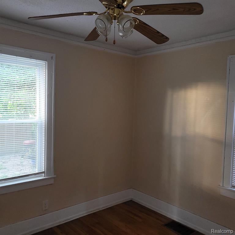 4240 WAVERLY Street, Detroit, MI 48238 — Photo 13