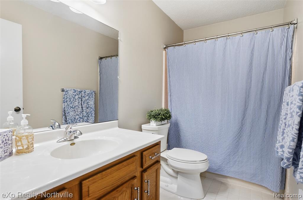 42161 Mill Race Circle, 32, Plymouth, MI 48170 — Photo 30