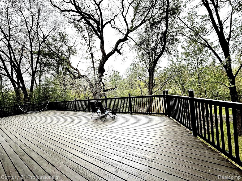 3185 Shimmons Road, Auburn Hills, MI 48326 — Photo 9