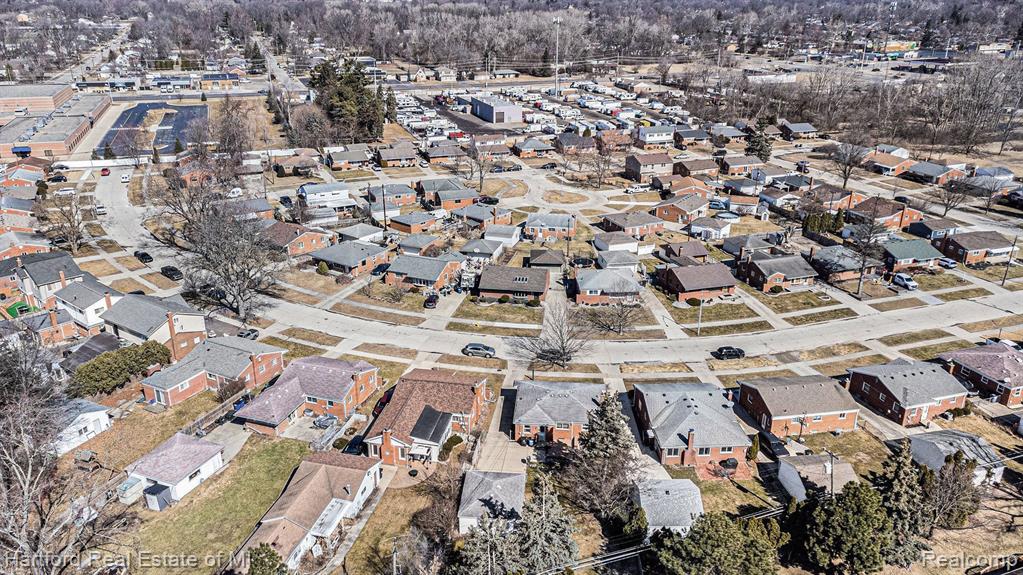 8600 Cardwell Street, Westland, MI — Photo 9