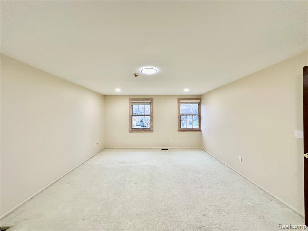4213 Wentworth Drive, Troy, MI 48098 — Photo 19