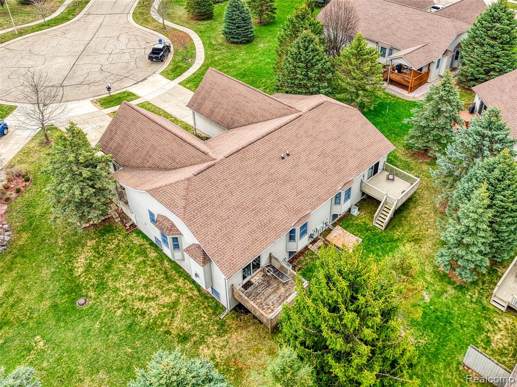 216 Canterbury Court, Linden, MI 48451 — Photo 30