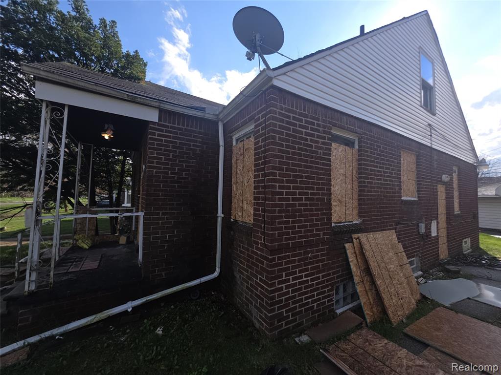 18945 Rosemont Avenue, Detroit, MI 48219 — Photo 2