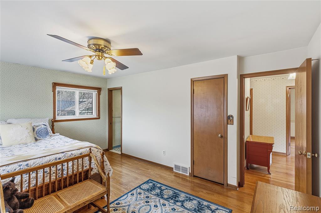 116 Whims Lane, Rochester, MI 48306 — Photo 16