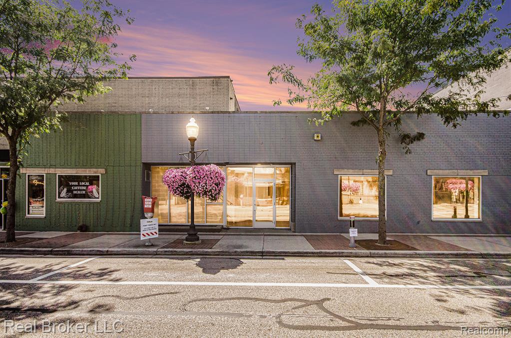 404 E 4th Street, Royal Oak, MI 48067 — front exterior