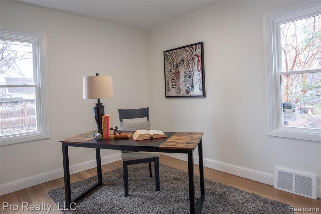 923 Gardendale Street, Ferndale, MI 48220 — Photo 18