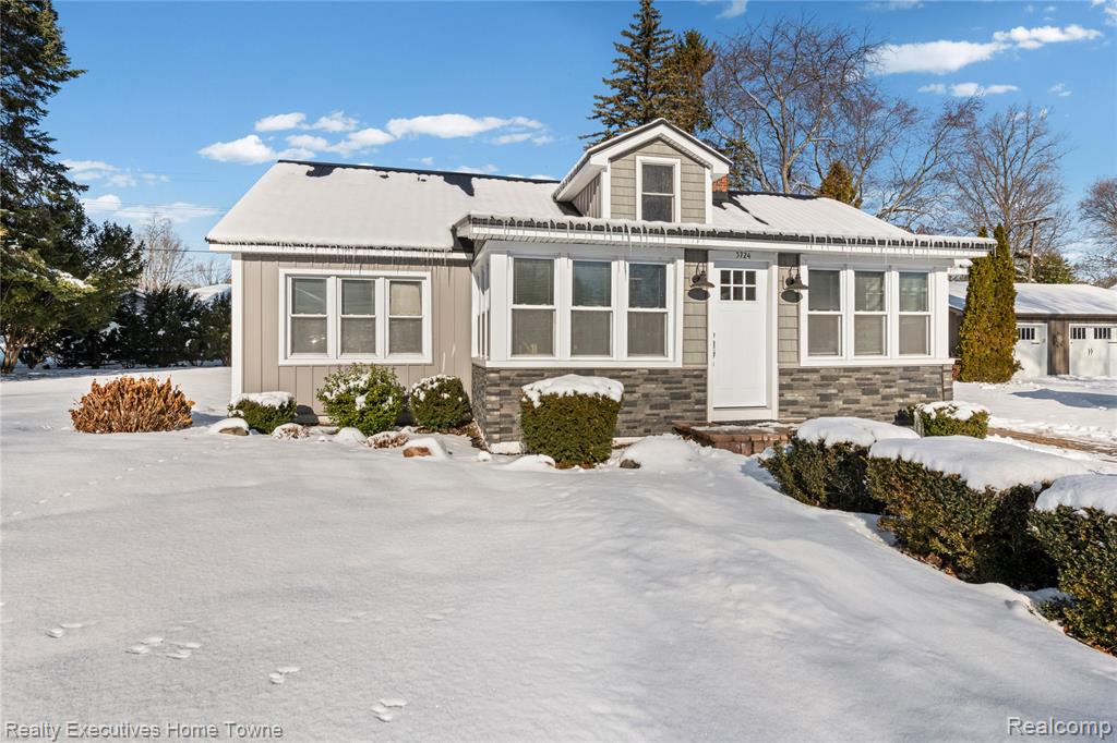 3724 Shorewood Road, Burtchville, MI 48059 — Photo 2
