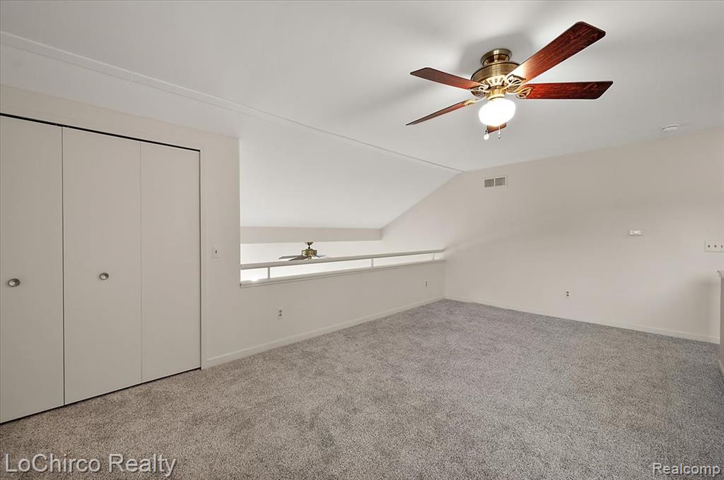 733 Hamilton Court, Rochester Hills, MI 48307 — Photo 38