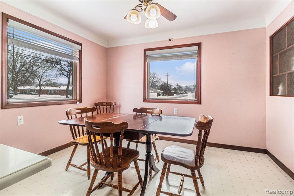 4402 Roosevelt Boulevard, Dearborn Heights, MI 48125 — Photo 14