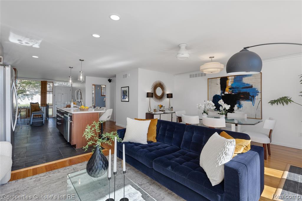 1522 Chateaufort Place, Detroit, MI 48207 — Photo 20