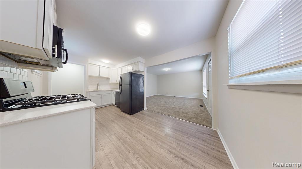 733 Livingston Avenue, Pontiac, MI 48340 — Photo 5