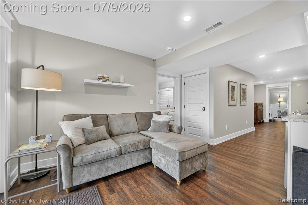 3762 Noble, Brighton, MI 48116 — Photo 40