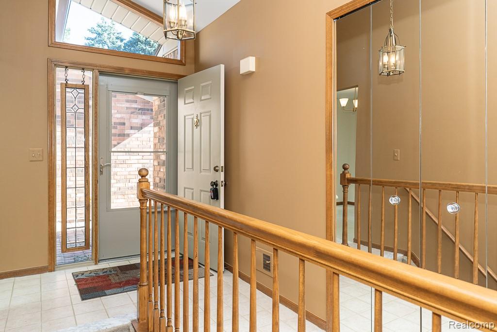 49414 Richmond Court, Shelby Twp, MI 48315 — Photo 6