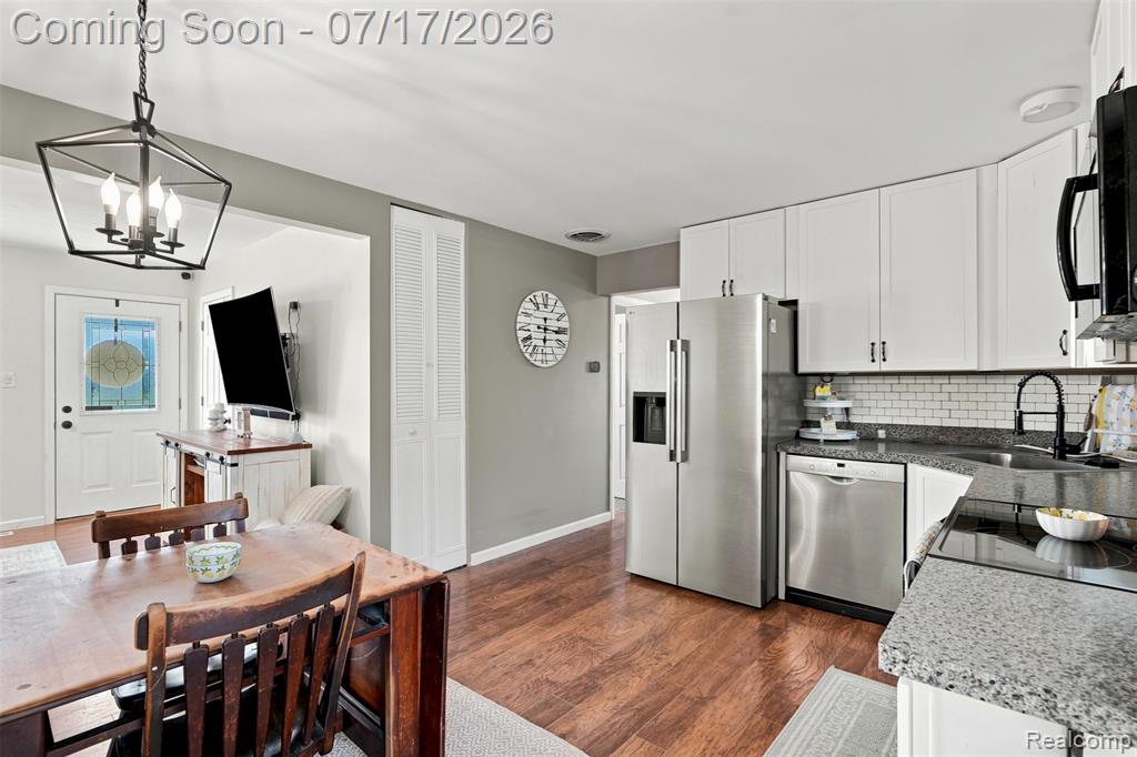 13514 Bird Road, Byron, MI 48418 — Photo 10