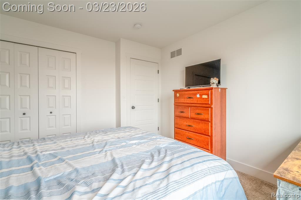 25800 Groveland, Roseville, MI 48066 — Photo 24