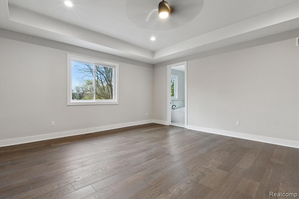 9 ANNANDALE, Leonard, MI 48367 — Photo 42