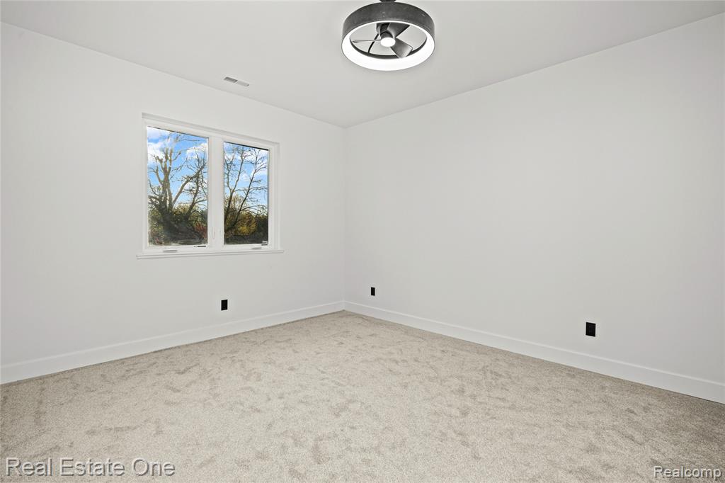 5321 Rochester Road, Troy, MI 48058 — Photo 58