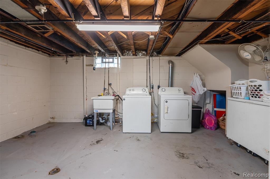 7044 Continental Avenue, Warren, MI 48091 — Photo 10
