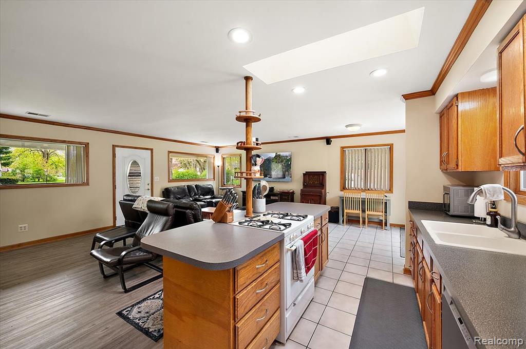 4550 Independence Drive, Clarkston, MI — Photo 24