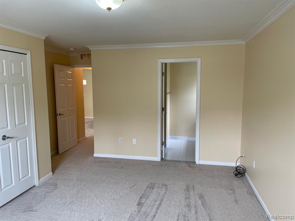 45671 GABLE Drive, Macomb, MI 48044 — Photo 16