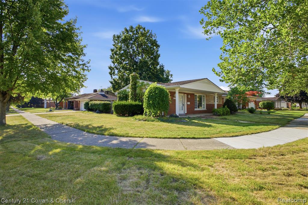14225 Berkshire Street, Riverview, MI 48193