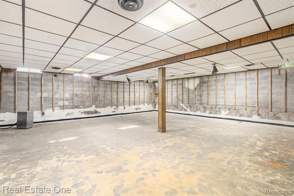 4255 Petrel Court, Highland, MI — Photo 27
