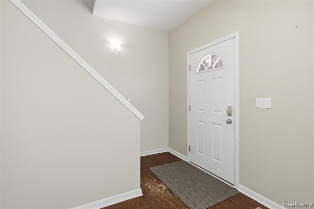 28720 Apple Blossom Drive, Flat Rock, MI 48134 — Photo 19