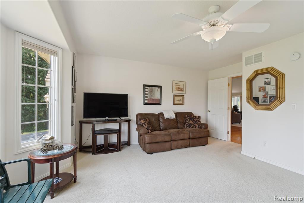 4273 Fairway Lane, Jackson, MI 49201 — Photo 32