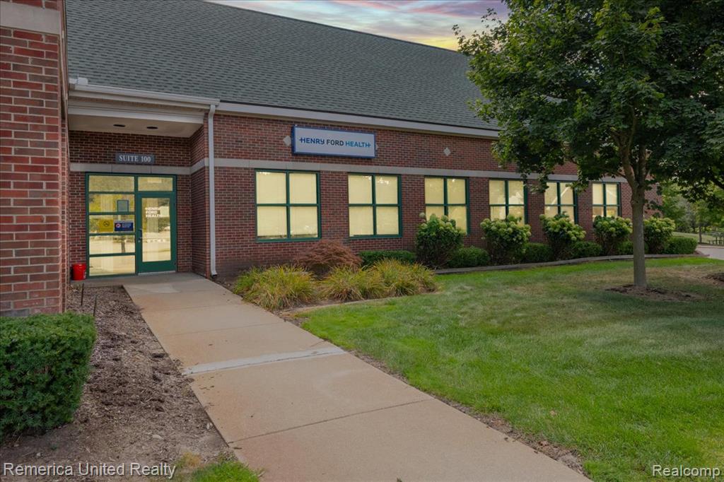 1050 Corporate Office Drive, Milford, MI 48381