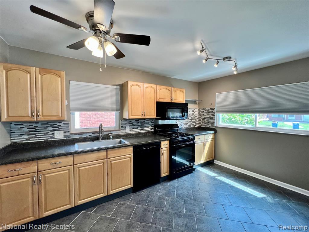 4436 Tulane Street, Dearborn Heights, MI 48125 — Photo 10