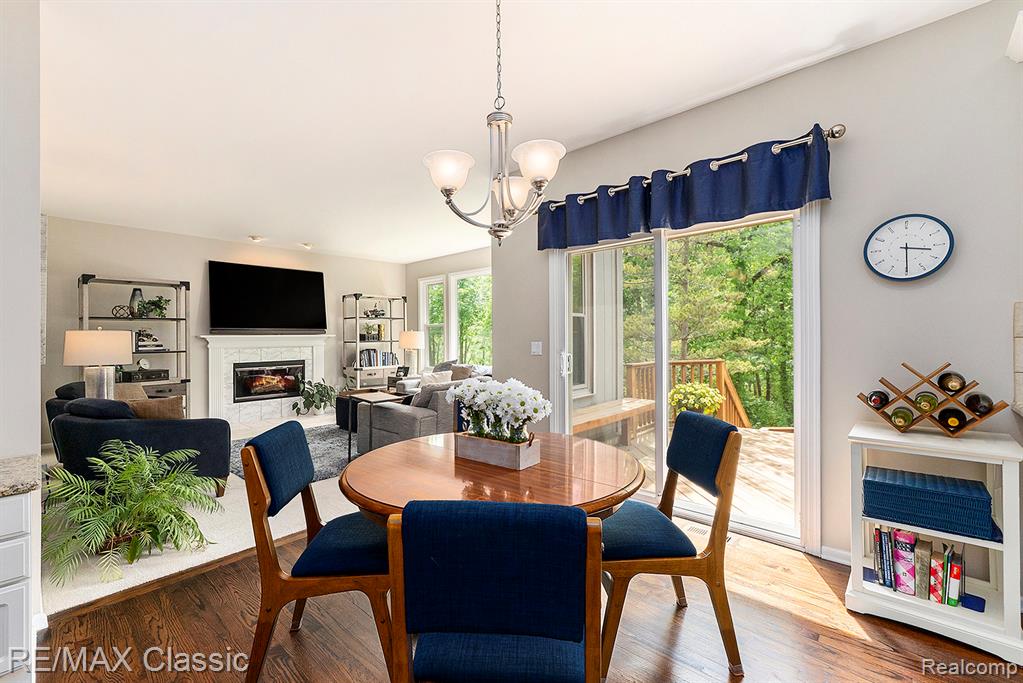 40515 Paisley Circle, Novi, MI 48377 — Photo 10