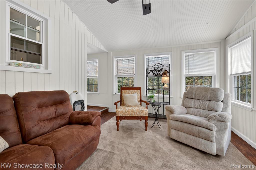 323 Franklin Street, Milford, MI 48381 — Photo 29
