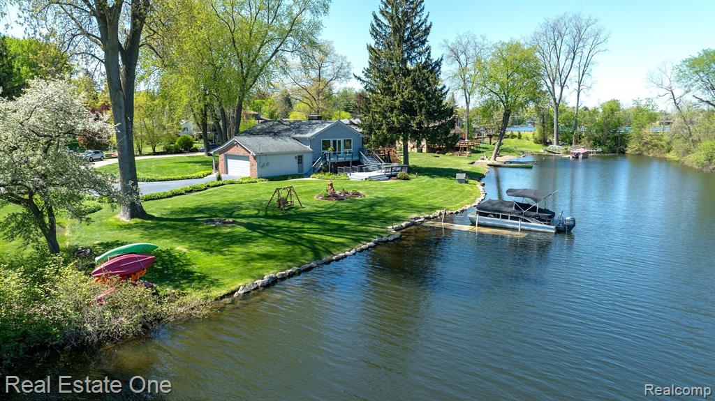 7311 BISCAYNE Court, White Lake, MI 48383 — Photo 54