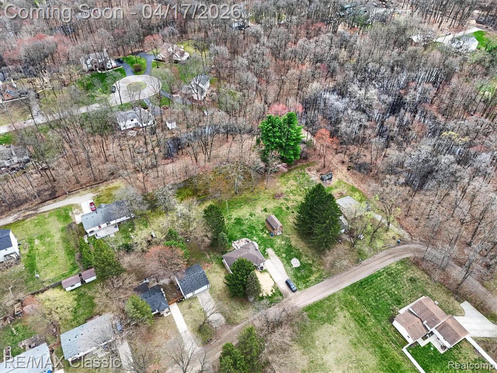 5060 Warmbriar Drive, White Lake, MI 48383 — Photo 32