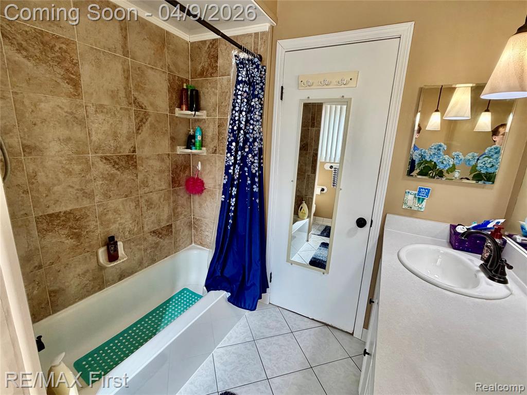 39641 Edgemont Drive, Sterling Heights, MI 48310 — Photo 13