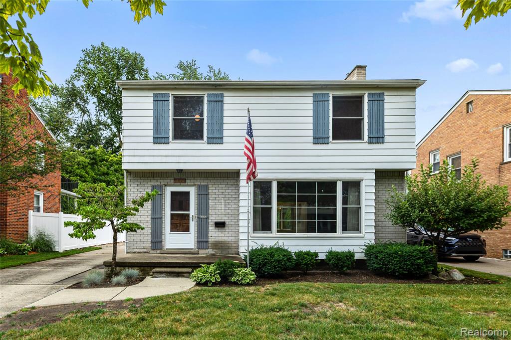 1877 Rosemont Road, Berkley, MI 48072
