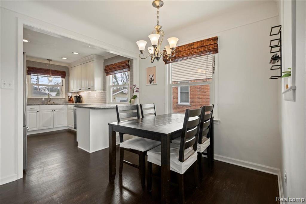 524 E LA SALLE Avenue, Royal Oak, MI 48073 — Photo 14