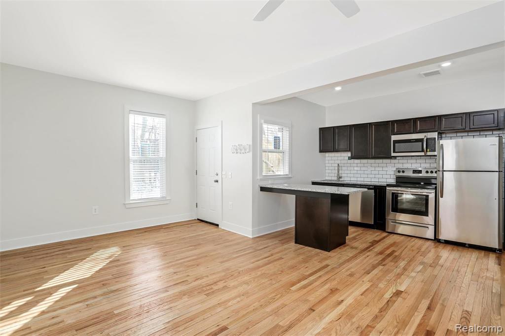 89 W Philadelphia Street - Photo 5