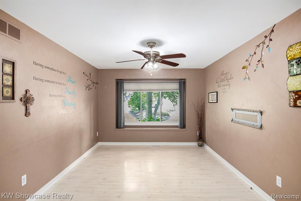 396 Rosario Lane, White Lake, MI — Photo 19