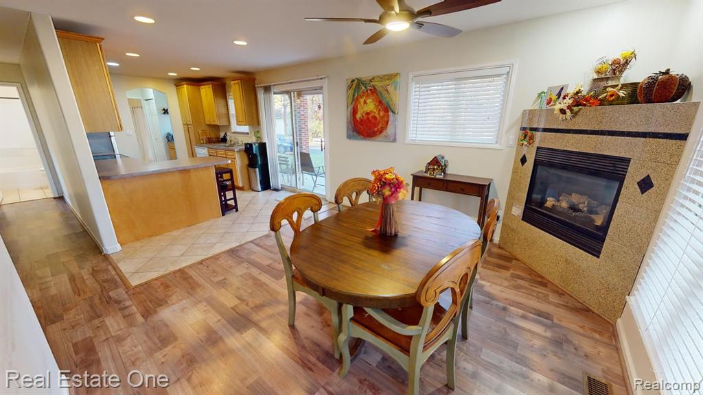 4160 FORBUSH Avenue, West Bloomfield, MI 48323 — Photo 5