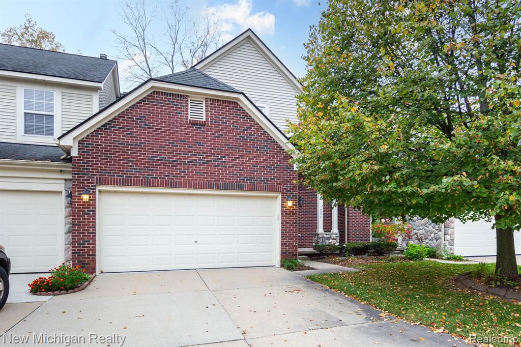 2086 Preserve Circle W, Canton, MI 48188